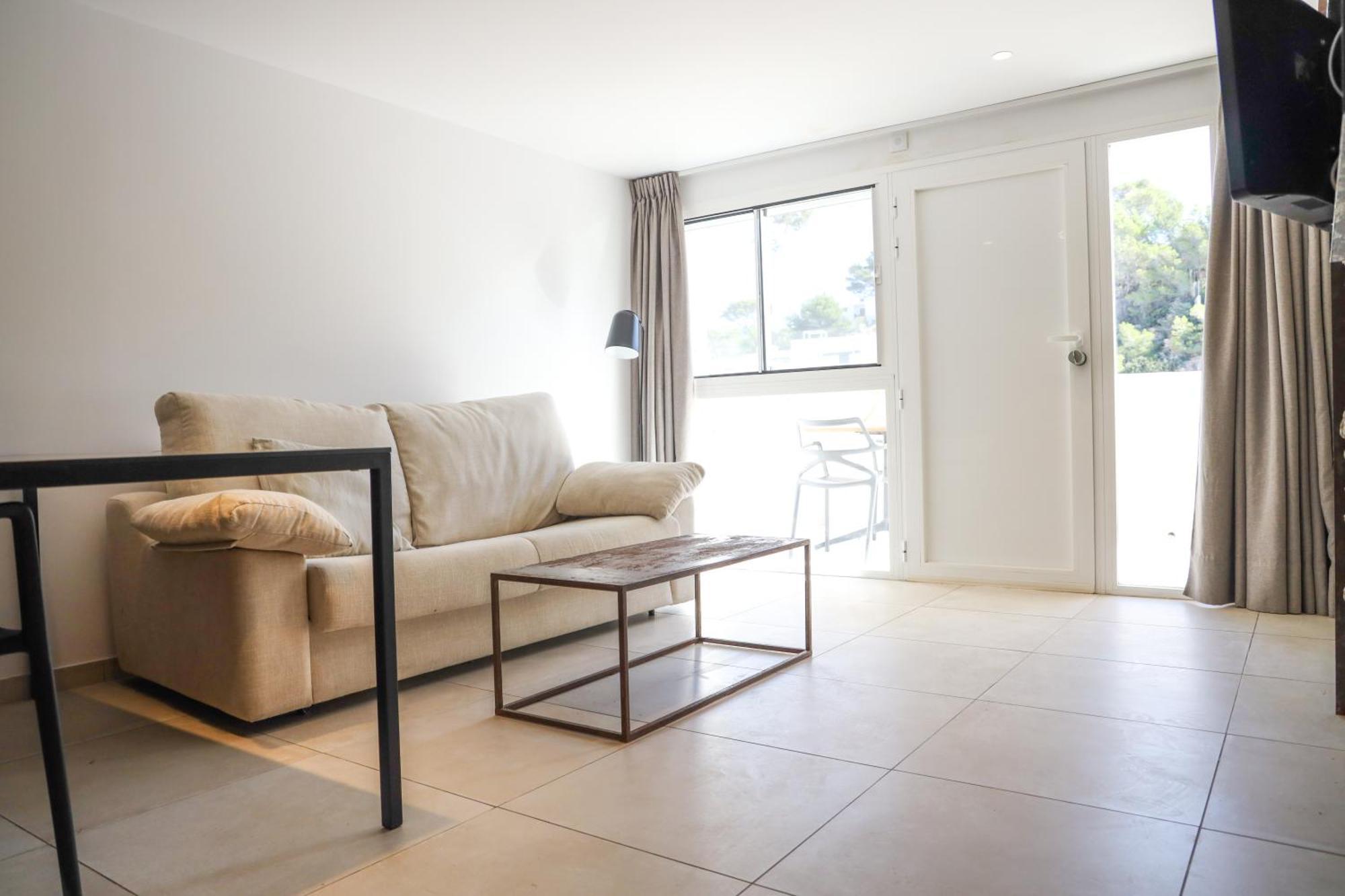Cala Vadella Beachwalk Suites Cala Vadella (Ibiza) Quarto foto
